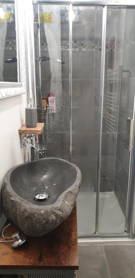 Charmant Petit Studio Proche Depart Gr20 Calenzana Exterior foto