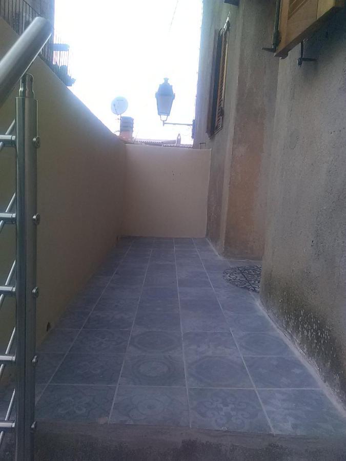 Charmant Petit Studio Proche Depart Gr20 Calenzana Exterior foto